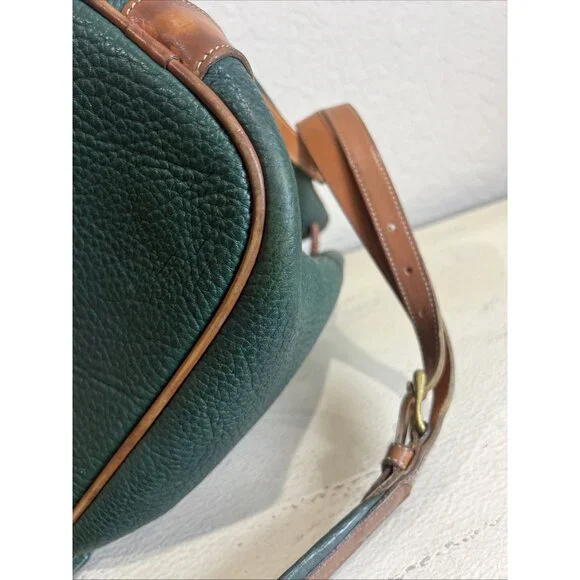 Vintage Dooney & Bourke Green All Weather Pebbled Leather Drawstring Bucket Bag - Picture 11 of 16